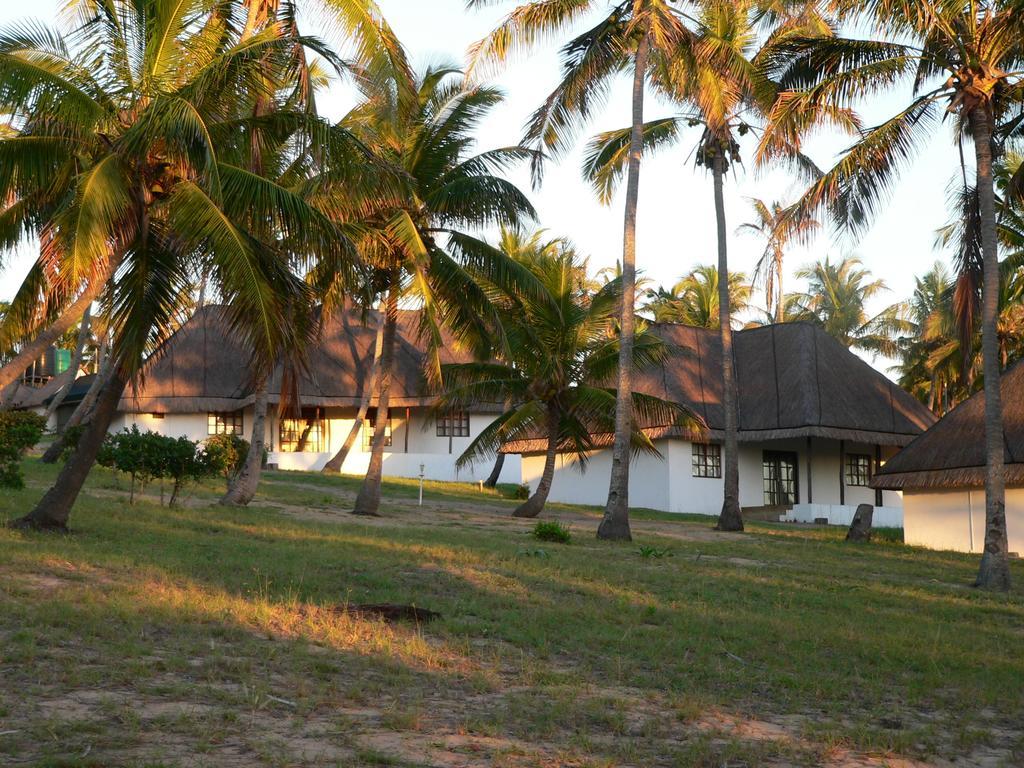 Blue Moon Beach Holiday Resort Inhambane Room photo